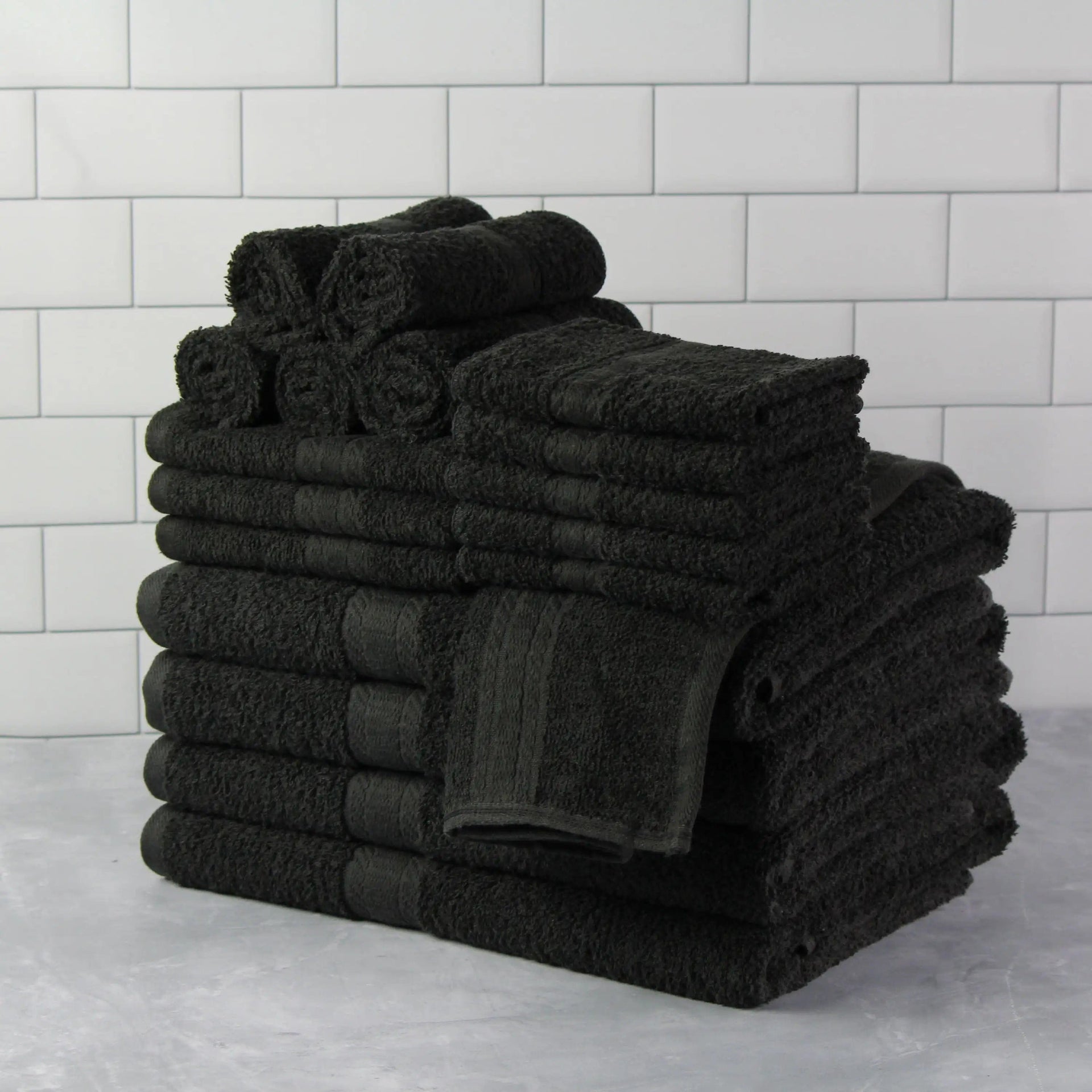 Solid 18-Piece Bath Towel Set - Essentialshouses