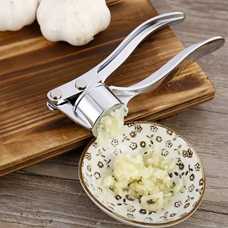 Essentials House United States Commercial Heavy Duty Garlic Press & Multi-Tool. 18cm, Aluminum, for Restaurant, Durable