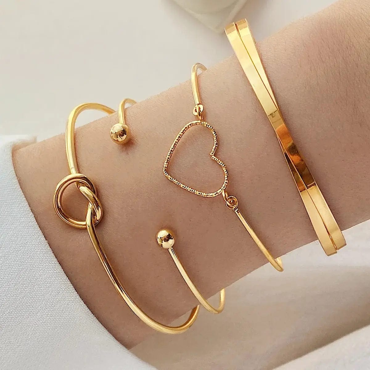 Essentialshouses 18027 Fashion Heart Cross Bracelet
