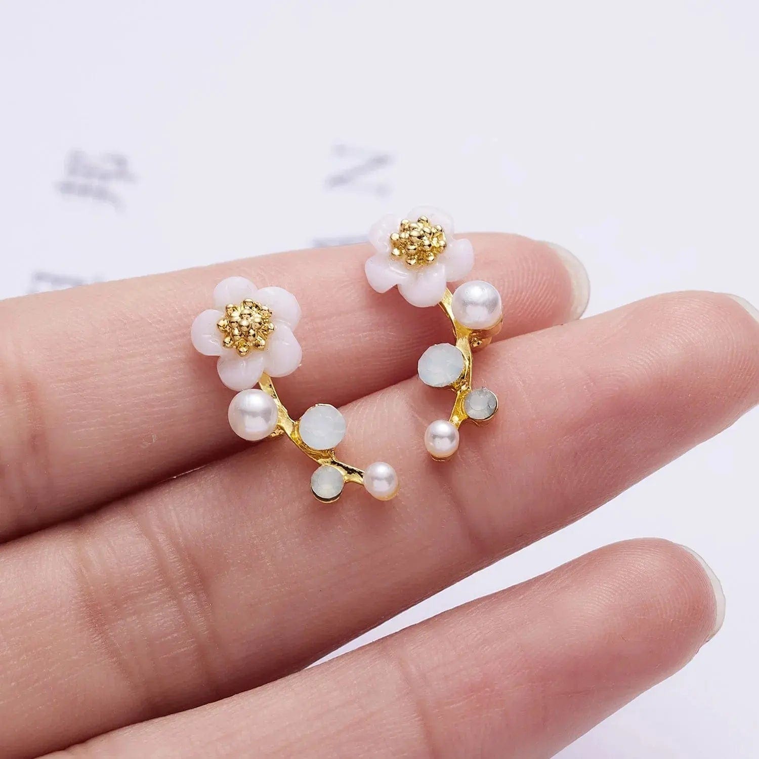 Essentialshouses ER18Y0421-1 Fashion Rose Flower Stud Earrings