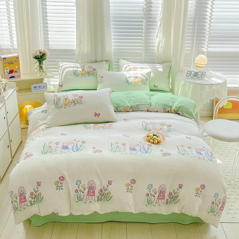 Essentialshouses Floral Printed Bedding Set