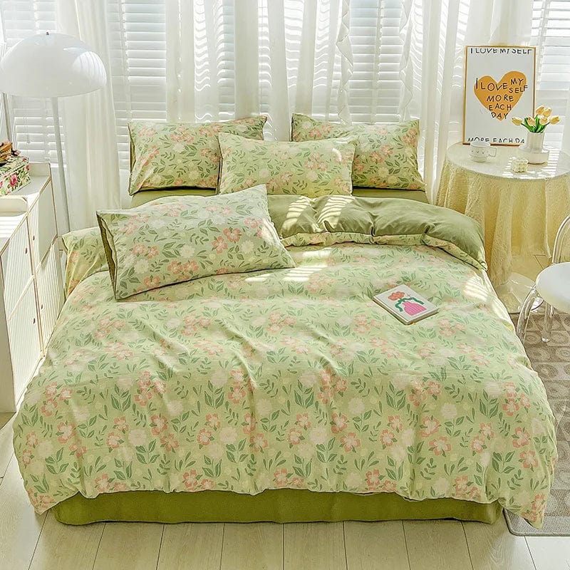Essentialshouses Floral Printed Bedding Set