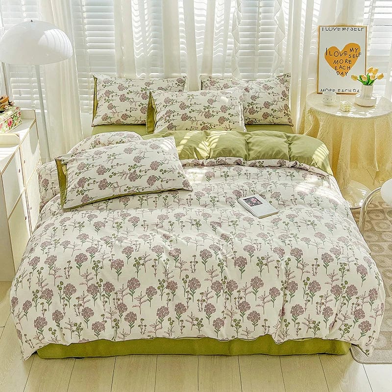 Essentialshouses Floral Printed Bedding Set