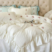 Essentialshouses Lace Ruffles Flowers Bedding Set