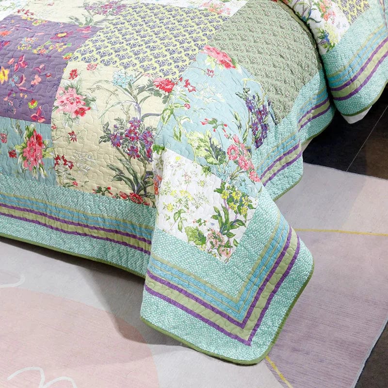 Essentialshouses Patchwork Cotton Quilt Set