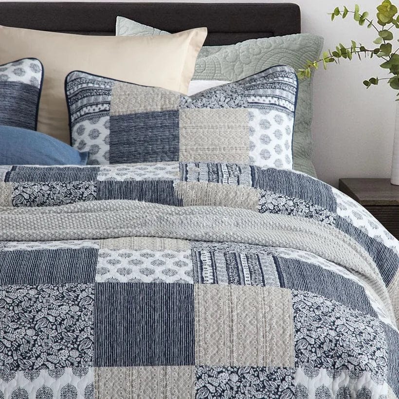 Essentialshouses Plaid Cotton Quilt Set