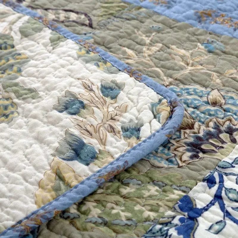 Essentialshouses Summer Patchwork Quilt Set
