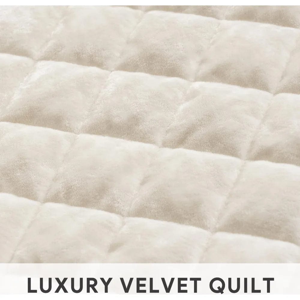 Essentialshouses WHITE Luxury Velvet Quilt Bedding Set