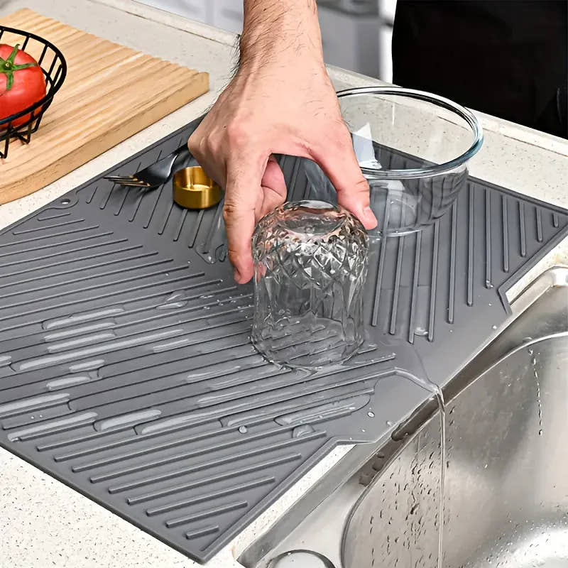 Essentials House grey / 37 26cm Kitchen Dish Drying Silicone Mat Raised Stripes Outlet Design Countertop Sink Draining Pad